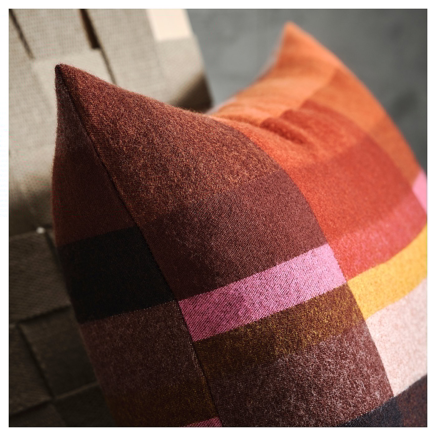 STOCKHOLM 2025 ストックホルム 2025 クッションカバー, ブラウン