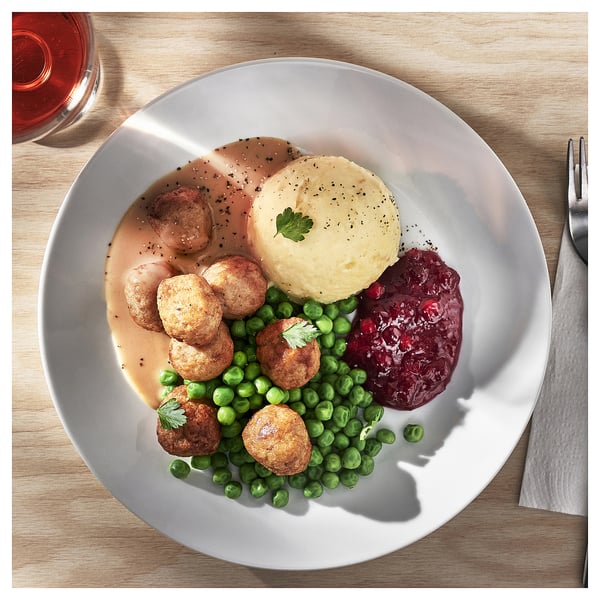  Chicken meatballs, mashed potatoes green peas/cream sauce and lingonberry jam 8-piece