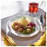  Chicken meatballs, mashed potatoes green peas/cream sauce and lingonberry jam 8-piece