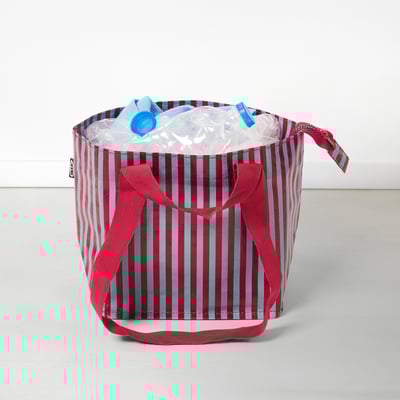 GÖRSNYGG ヨールスニグ キャリーバッグ, レッド ブルー/模様入り, 22x15x22 cm/7 l