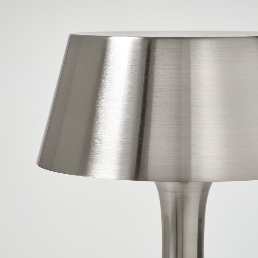 AVHÅLL pārnēsājama LED lampa, darbojas ar baterijām regulējama gaismas intensitāte/niķelēts lietošanai ārā, 29 cm