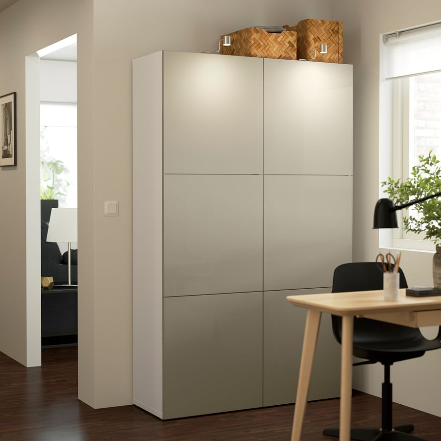 BESTÅ Skapju kombinācija 120x40x192 cm (enģes ar atspiedēju), balts/ Selsviken bēšs glancēts BESTÅ Skapju kombinācija 120x40x192 cm (enģes ar atspiedēju), balts/ Selsviken bēšs glancēts