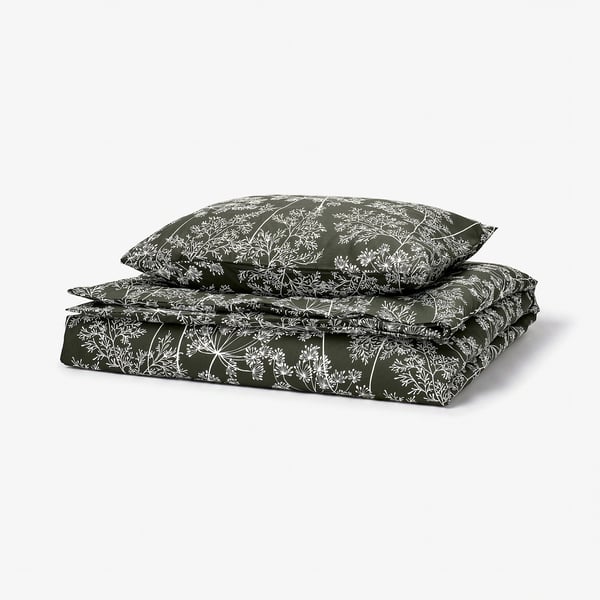Zestaw kołdry DAGGBJÖRNBÄR, głęboka zieleń z białym wzorem kwiatowym, miękka mieszanka bawełny i lyocell, prostokątny kształt.