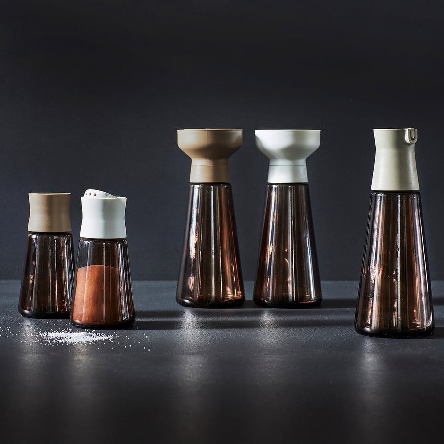 HALVTOM sāls un piparu trauks, stikls/brūnā krāsā, 12 cm HALVTOM sāls un piparu trauks, stikls/brūnā krāsā, 12 cm