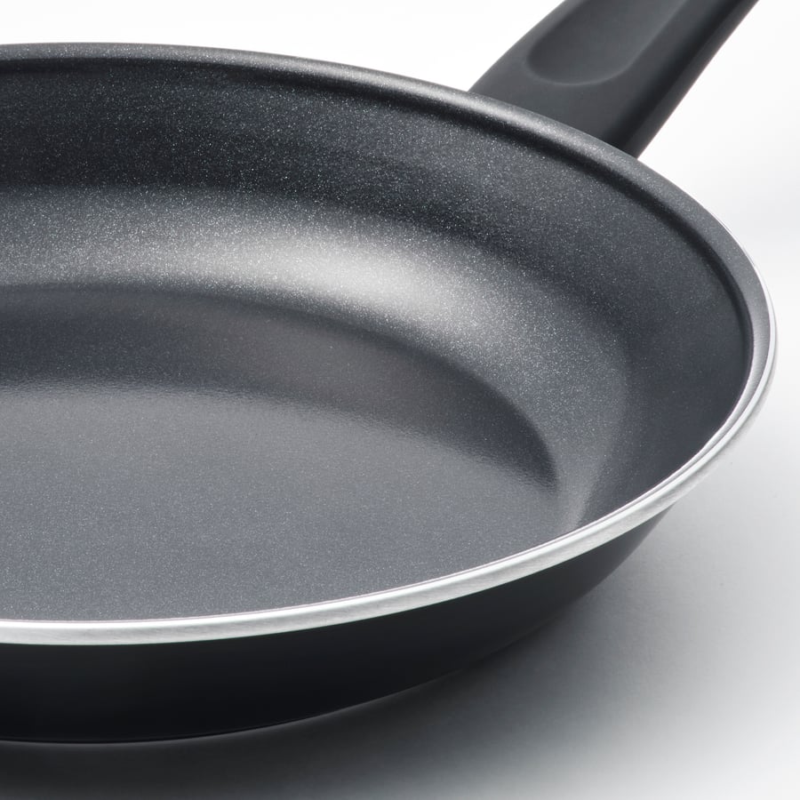 HEMLAGAD panna, nepiedegošs pārklājums melnā krāsā, 24 cm