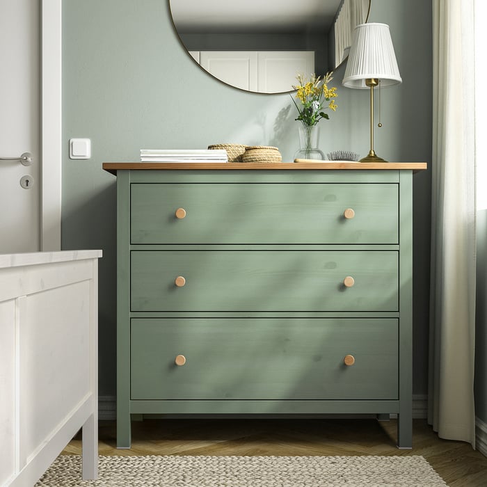 HEMNES Комод, 3 шухляди, сіро-зелений/світло-коричнева морилка, 108x96 см, фото 3