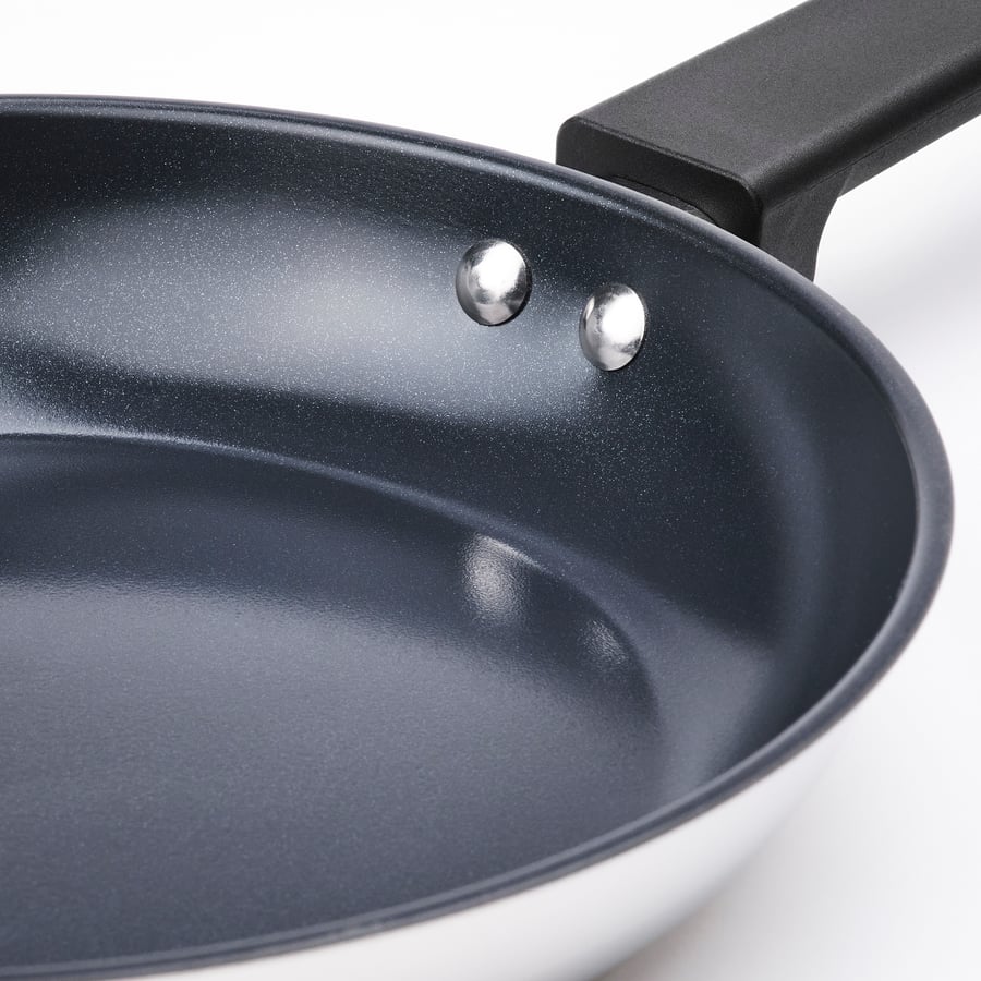MIDDAGSMAT Cepamās pannas, 2gab - nepiedegošs pārklājums/nerūsējošais tērauds MIDDAGSMAT Cepamās pannas, 2gab - nepiedegošs pārklājums/nerūsējošais tērauds