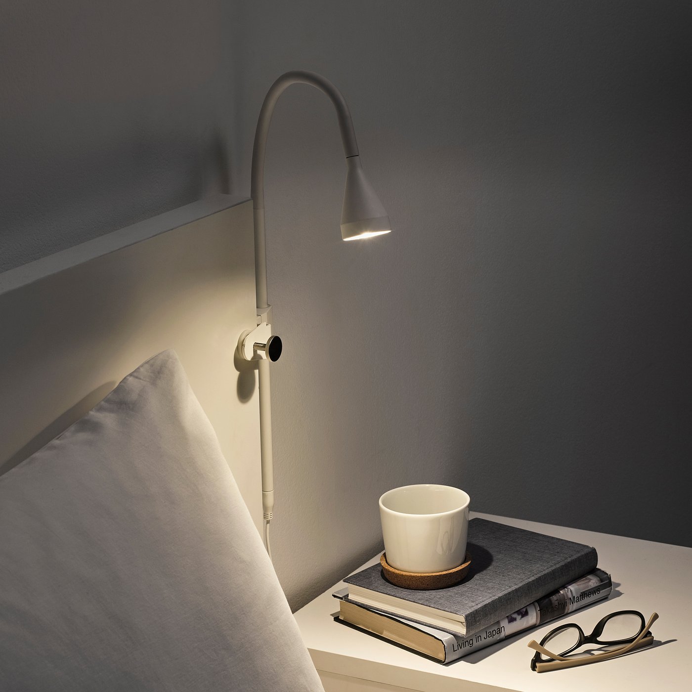 NÄVLINGE reflektor LED z klamrą, ścienny, biały - IKEA