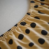 SANDLÖPARE Prześcieradło z gumką, jasnobrązowy/wzór w cętki, 90x200 cm