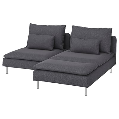 Nowoczesna ciemnoszara sofa segmentowa w kształcie litery L z metalowymi nogami, pluszowymi poduszkami.