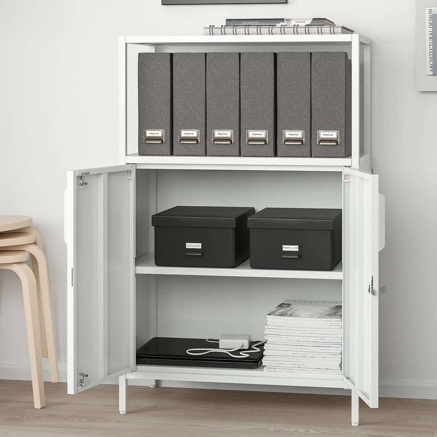 TROTTEN, skapītis ar durvīm 70x35x110 cm baltā krāsā