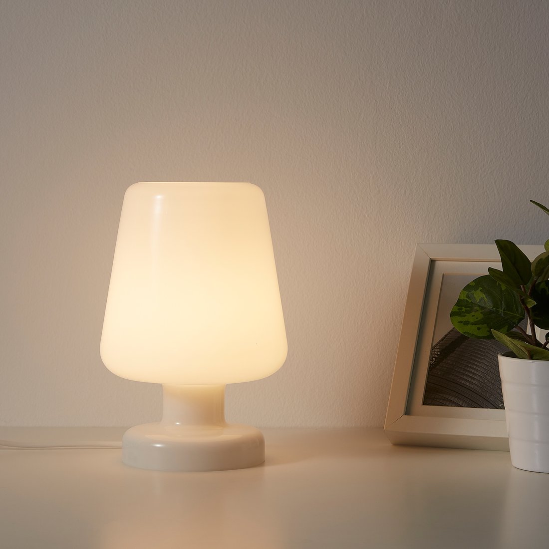 GULDALG Table lamp, glass white, 25 cm IKEA