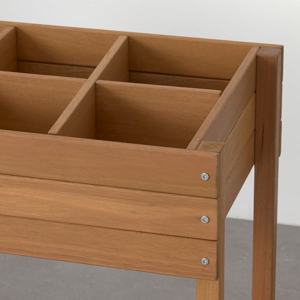 Wooden plant stand, 3 compartments, eucalyptus, outdoor use.