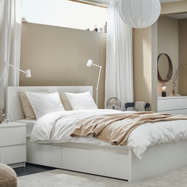 MALM Bed frame, high, w 2 storage boxes, white/Lindbåden, 160x200 cm