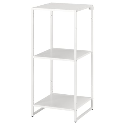 Uma prateleira de arrumação em metal branco JOSTEIN com três níveis abertos. Adequado para uso interno e externo.