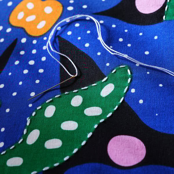 MÄVINN Capa, multicor/padrão floral, 50x50 cm