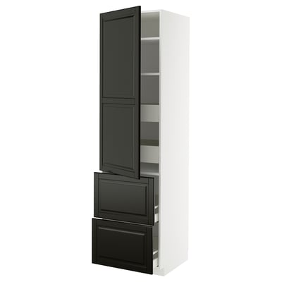 Móvel de cozinha METOD: alto, branco, detalhes em preto, várias prateleiras, design ajustável e elegante.