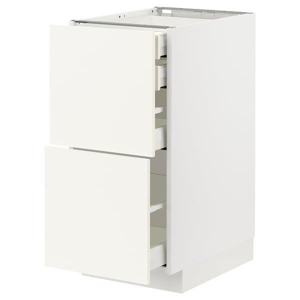 Armário de cozinha METOD, branco, com três gavetas, design moderno e minimalista.