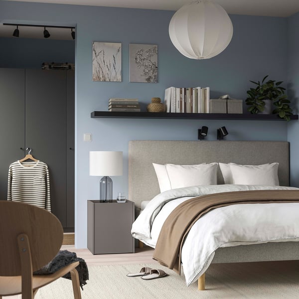 PLÖJKER Mesa de cabeceira, cinz esc, 41x41x50 cm