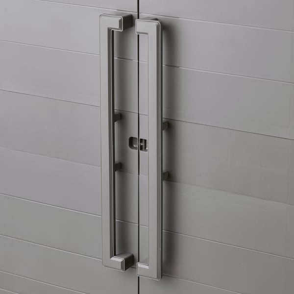 Armário de armazenamento exterior cinza moderno com alça de metal elegante, design de plástico durável.