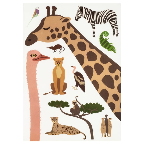 Conjunto de adesivos de safári ilustrativo com girafa, zebra, leão, avestruz, chita, suricatos e outros, ideal para decorar quartos infantis.