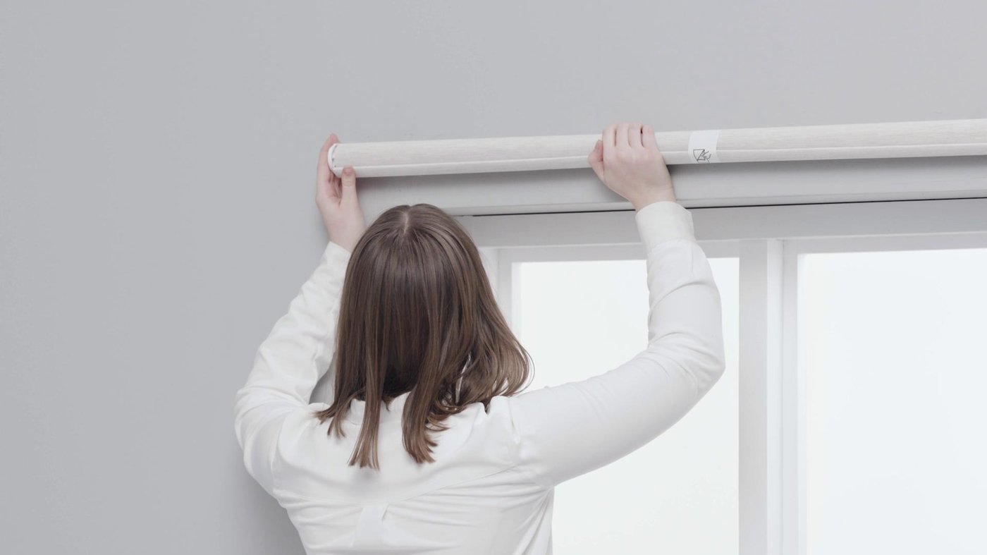 SANDVEDEL roller blind, beige, 27x76 ¾