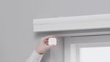 PRAKTLYSING Cellular blind, smart wireless/battery-operated white, 140x195 cm