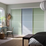 SKYTTA / PAX Dressing avec portes coulissantes, blanc double face/Mehamn bleu clair/vert clair, 301x160x240 cm