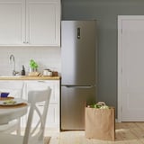 BERGSNÄS Bottom-freezer refrigerator, stainless steel color, 11 cu.ft