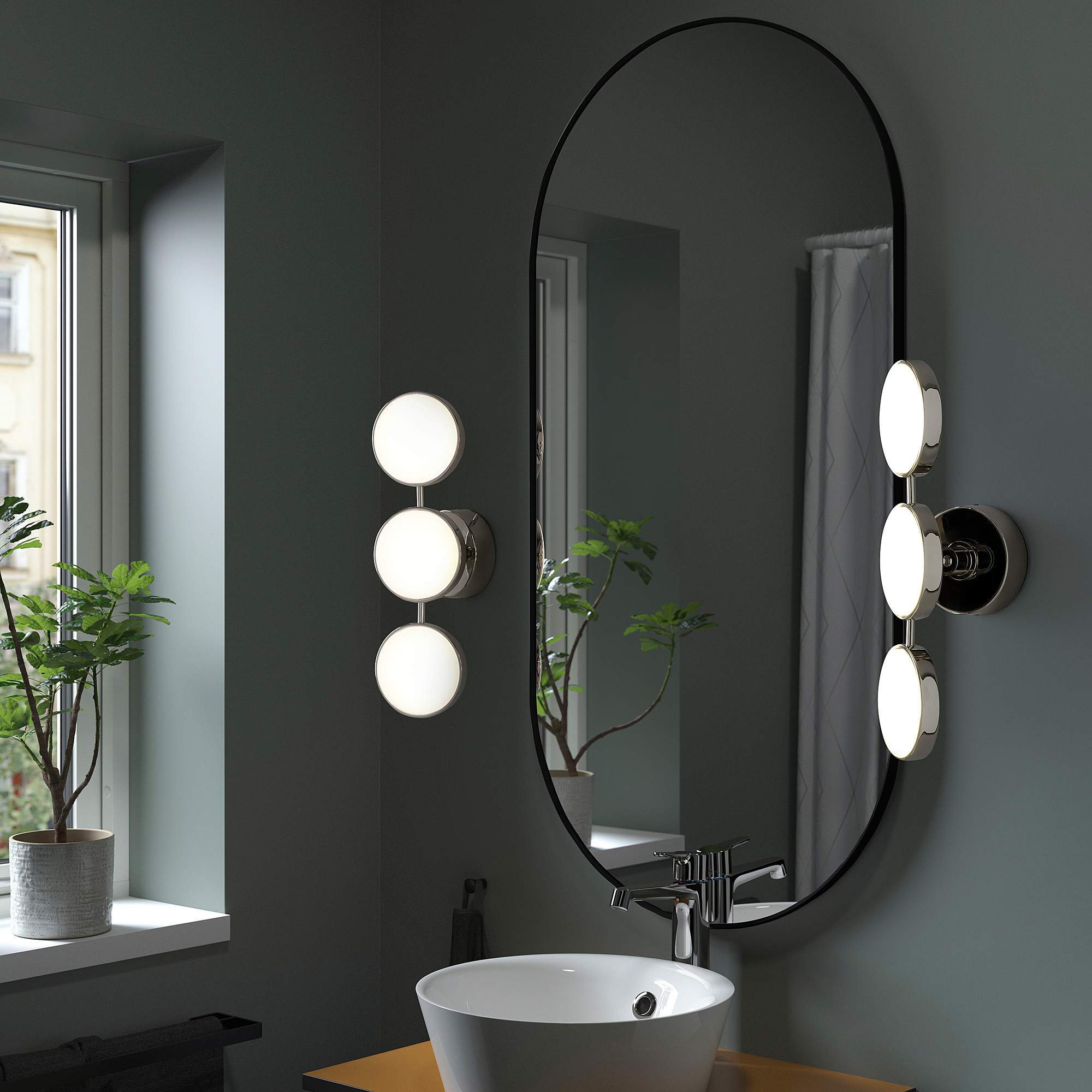 KABOMBA LED wall lamp, dimmable chrome-plated/glossy, 47x14 cm