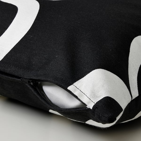 KLIPPBRÄCKA Cushion cover, black/white, 50x50 cm