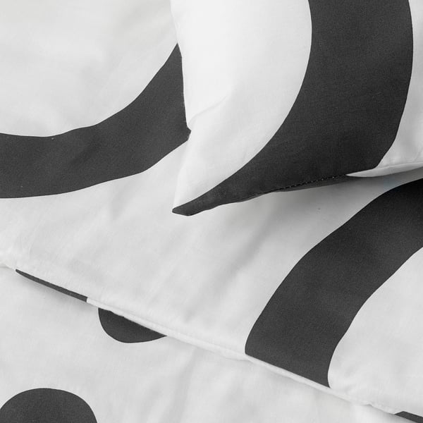 KLIPPBRÄCKA Duvet cover and pillowcase, white/black, 150x200/50x80 cm