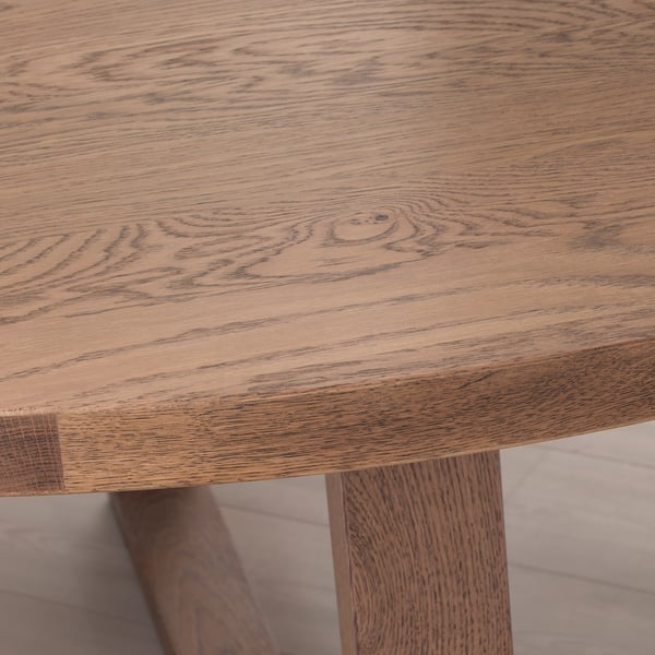 MÖRBYLÅNGA / MÅRENÄS Table and 4 chairs with armrests, oak veneer brown stained/black Gunnared beige, 145 cm