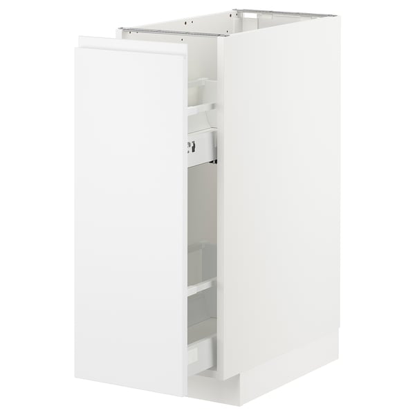 Un dulap de bucătărie METOD alb cu un design elegant și minimalist. Are un sertar extensibil și mai multe rafturi.