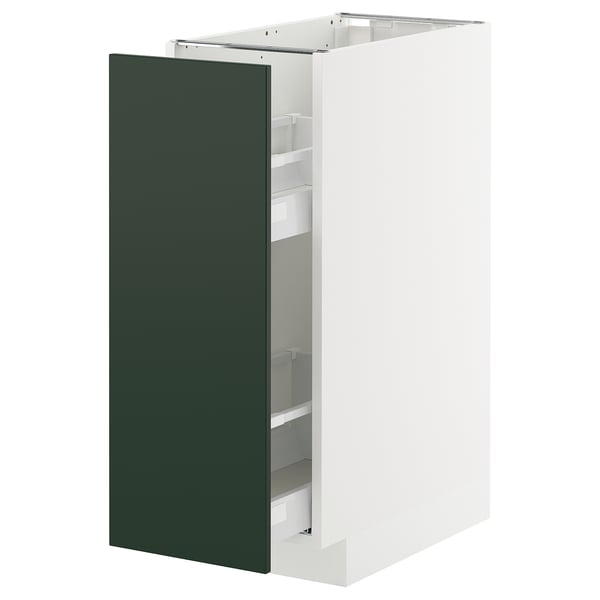 Un dulap de bucătărie METOD alb cu o ușă verde intens. Dulapul are mai multe rafturi în interior și este conceput pentru a depozita eficient articolele.