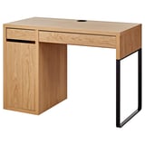 Birou MICKE: lemn deschis, picioare metalice negre, design minimalist, două sertare, rafturi reglabile.