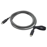 Un cablu de încărcare USB-C negru și gri numit RUNDHULT, 1. 5 metri lungime, cu un conector flexibil din cauciuc și o bandă elastică pentru depozitare.