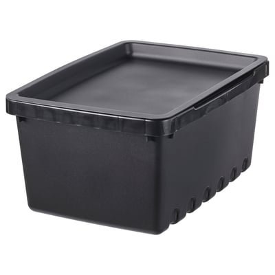 O cutie mică de depozitare din plastic negru cu capac, concepută pentru organizarea articolelor.