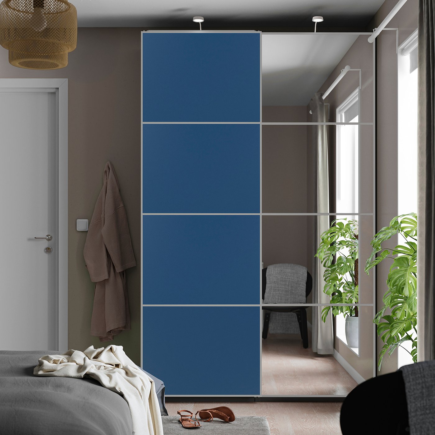 AULI / MEHAMN Par kliznih vrata, aluminijum ogledalo/dvostrano plava, 150x236 cm