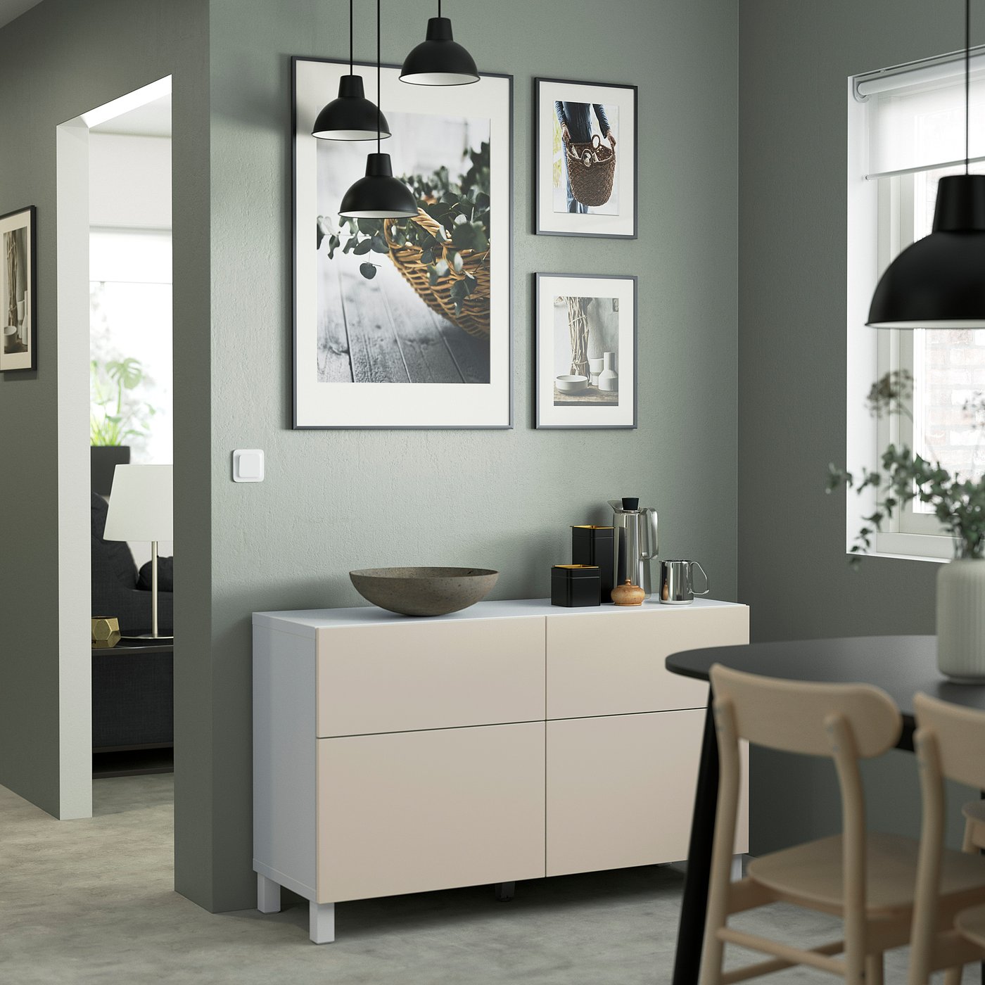 BESTÅ Komb.odlaganje s vratima/fiokama, bela/Lappviken/Stubbarp svetla sivobež, 120x42x74 cm