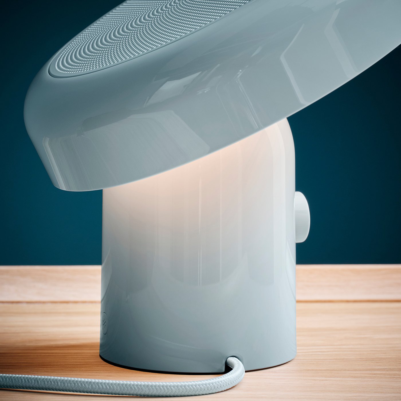 BLOMPRAKT Bluetooth zvučnik-lampa, svetloplava