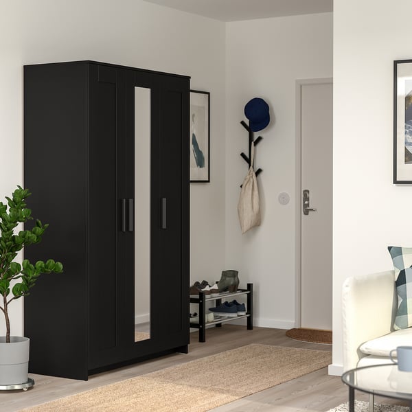 BRIMNES Garderober s 3 vrata, crna, 117x190 cm