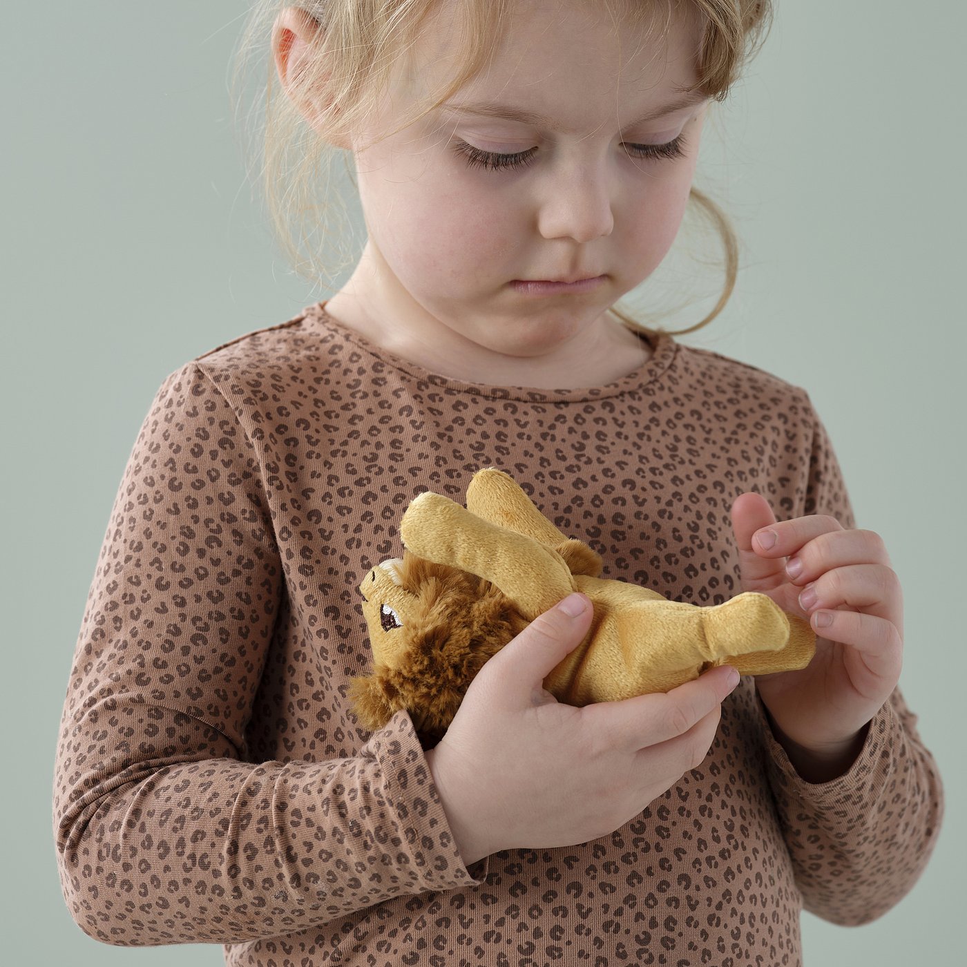 DJUNGELSKOG Plišana igračka, mini/lav, 13 cm