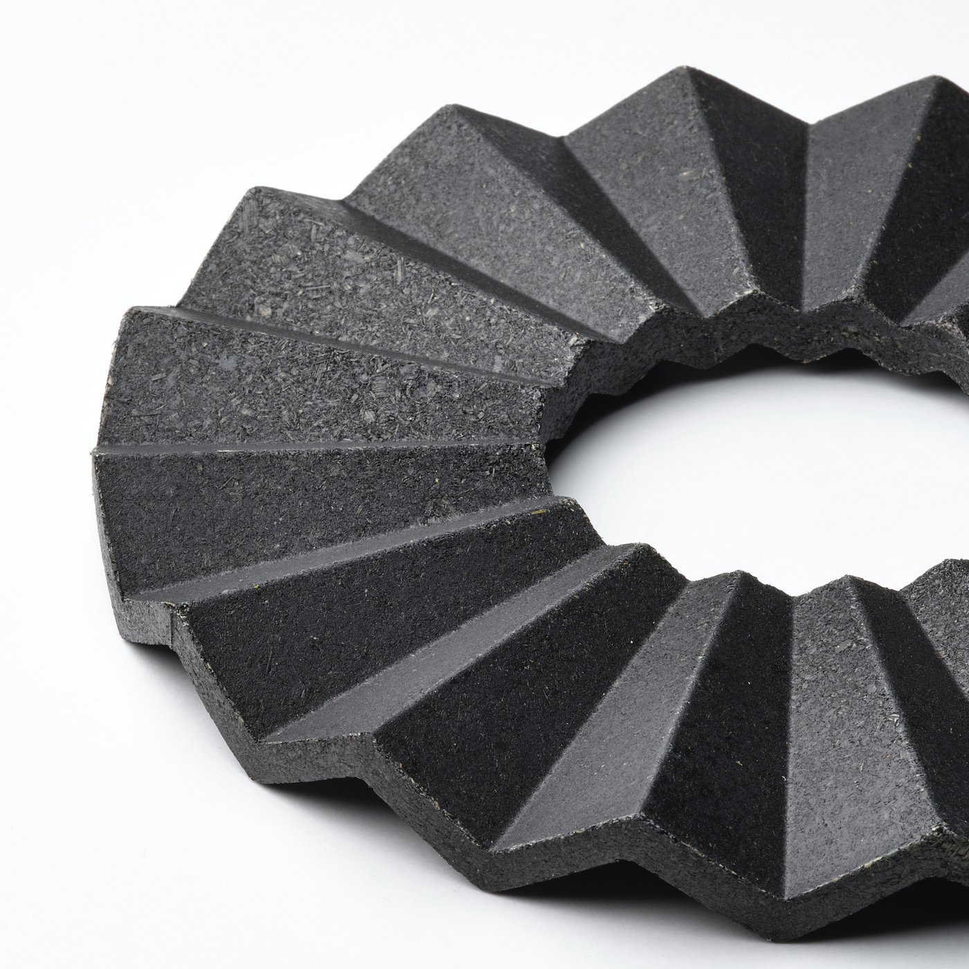 ELDSTJÄRT Set podmetača za lonac, 2 kom., okruglo/crna crno-plava, 19 cm