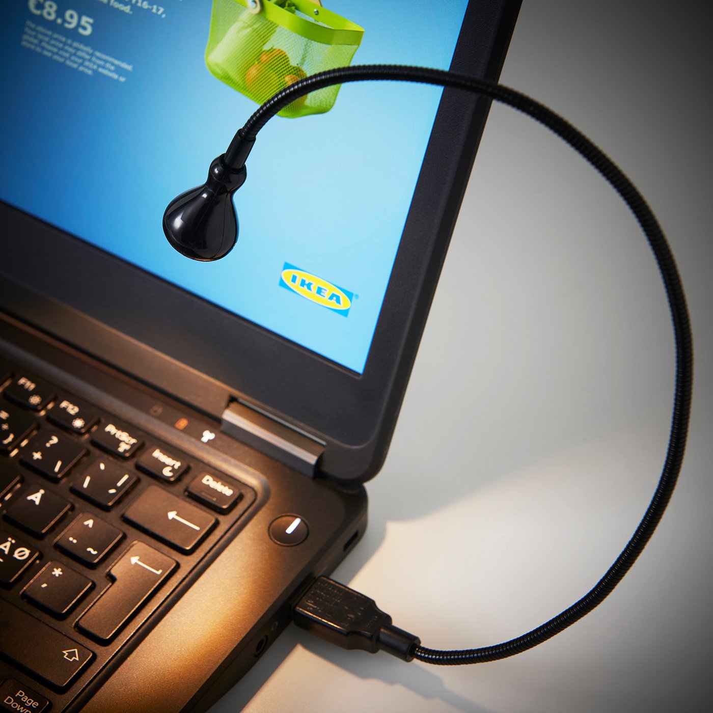 JANSJÖ LED USB lampa, crna, 38 cm