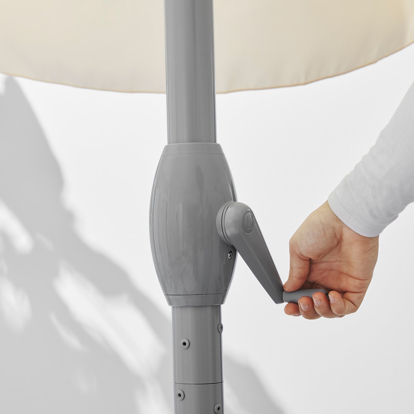 LJUSTERÖ Suncobran s postoljem, bež/Grytö tamnosiva, 400 cm