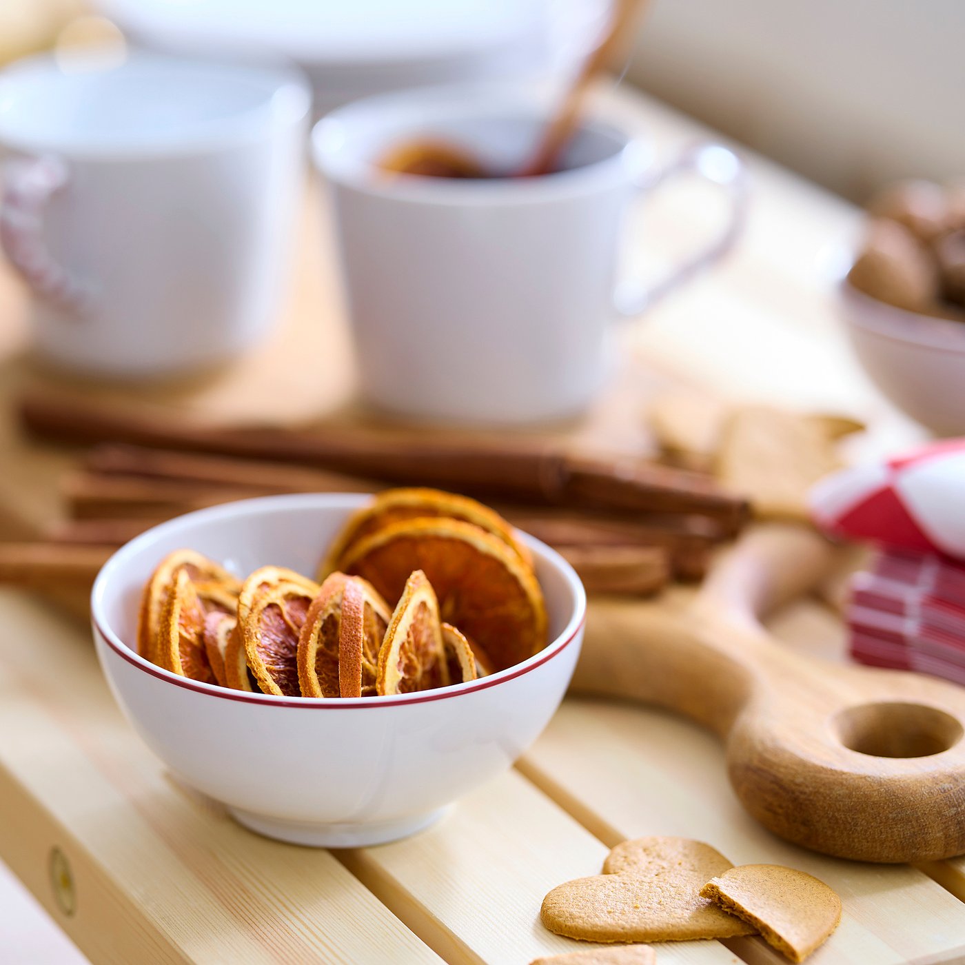 VINTERFINT Činija, bela/crvena, 13 cm