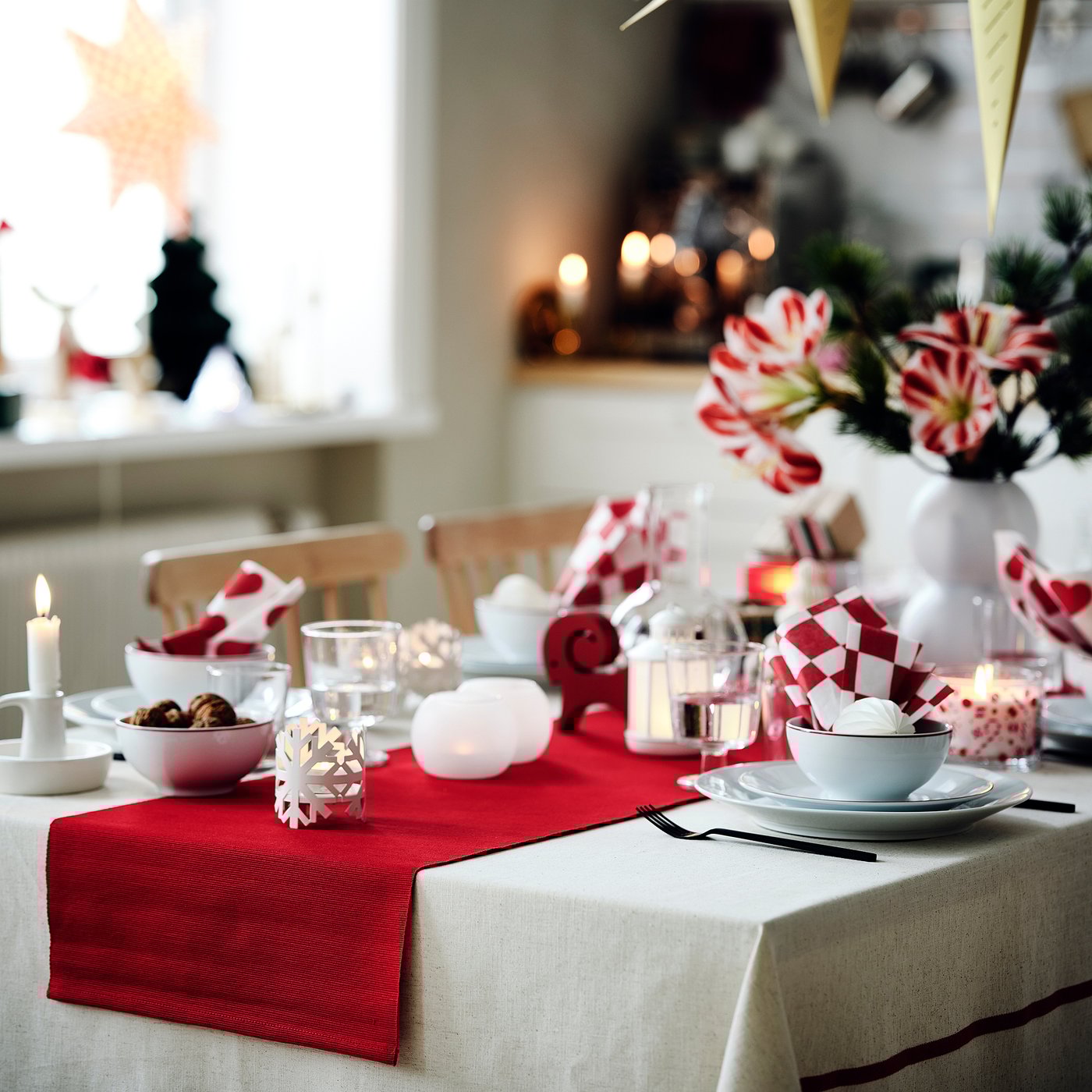 VINTERFINT Nadstolnjak, crvena, 35x130 cm