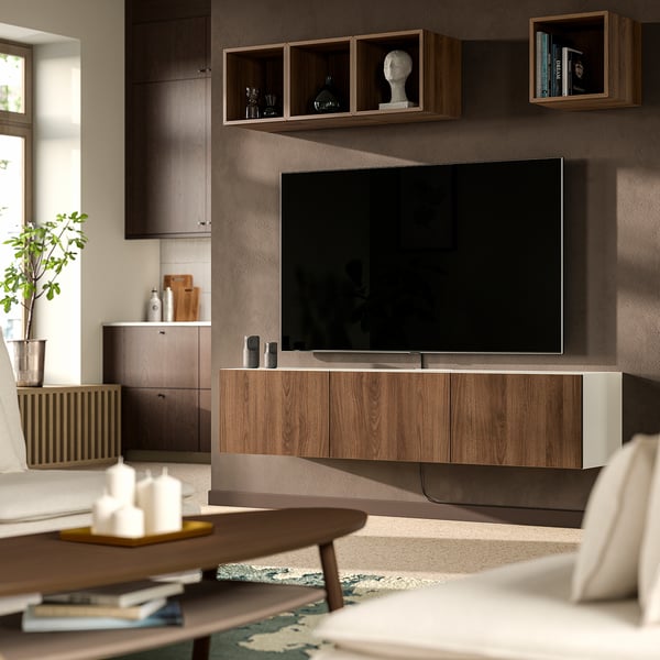 BESTÅ طاولة تلفزيون مع أبواب, أبيض Lappviken/بني شكل خشب الجوز, 180x42x38 سم