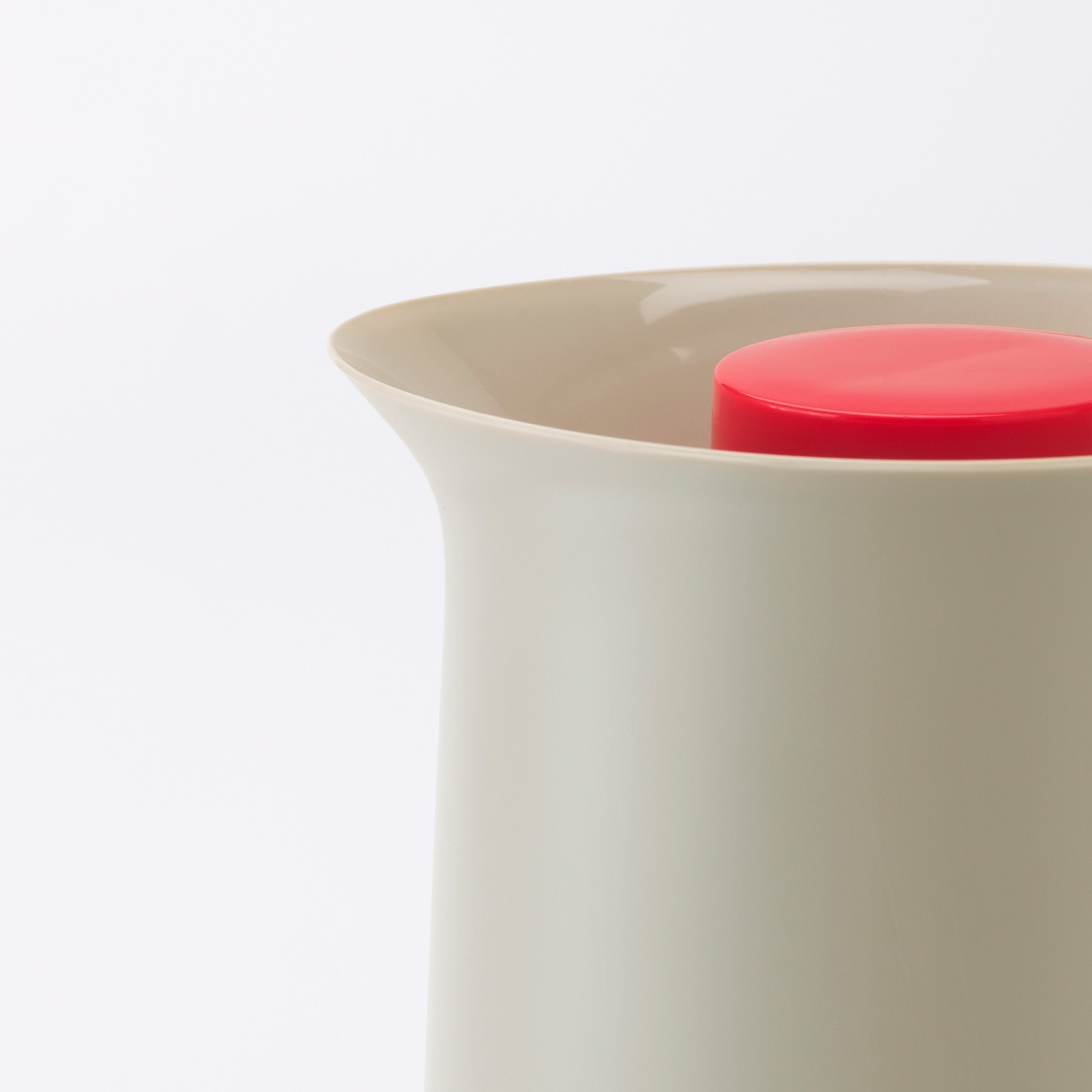 BEHÖVD Vacuum flask, beige/red, 1 l IKEA